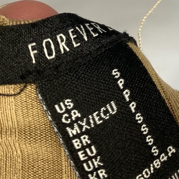 Forever 21 Tan Ribbed Long Sleeve Open-Back Crop Top – Size S - Picture 4 of 4